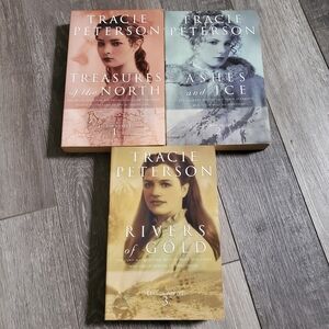 Yukon Quest Series by Tracie Peterson